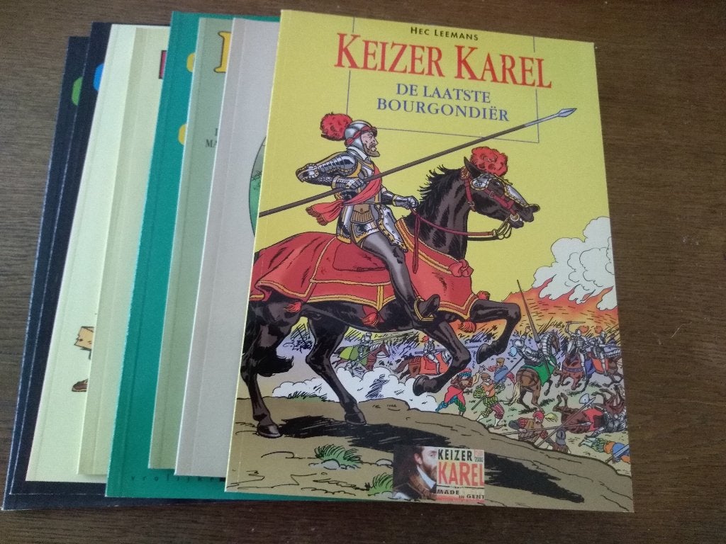 Lot  8  Stripverhalen, Ophalen, Nieuw