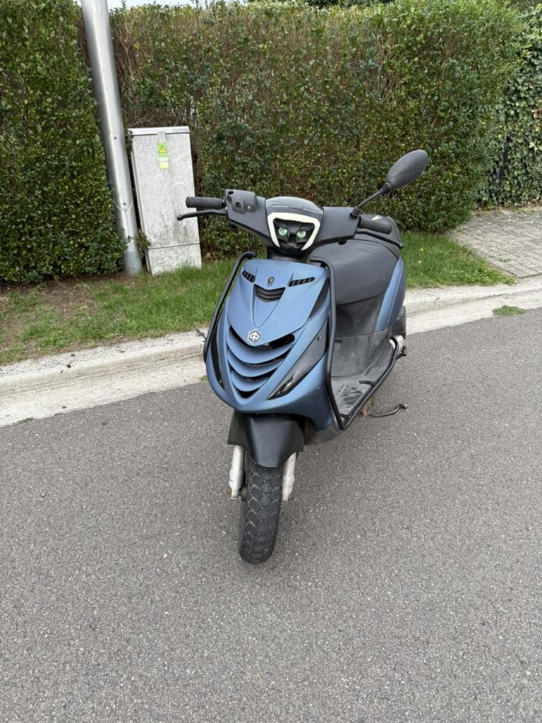 Piaggio zip a klasse, Ophalen, Zip