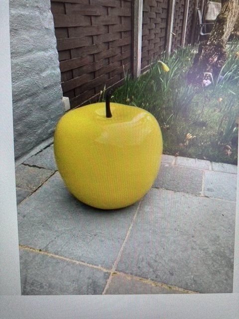 Grande décoration de pommes en céramique jaune vif, Enlèvement ou Envoi