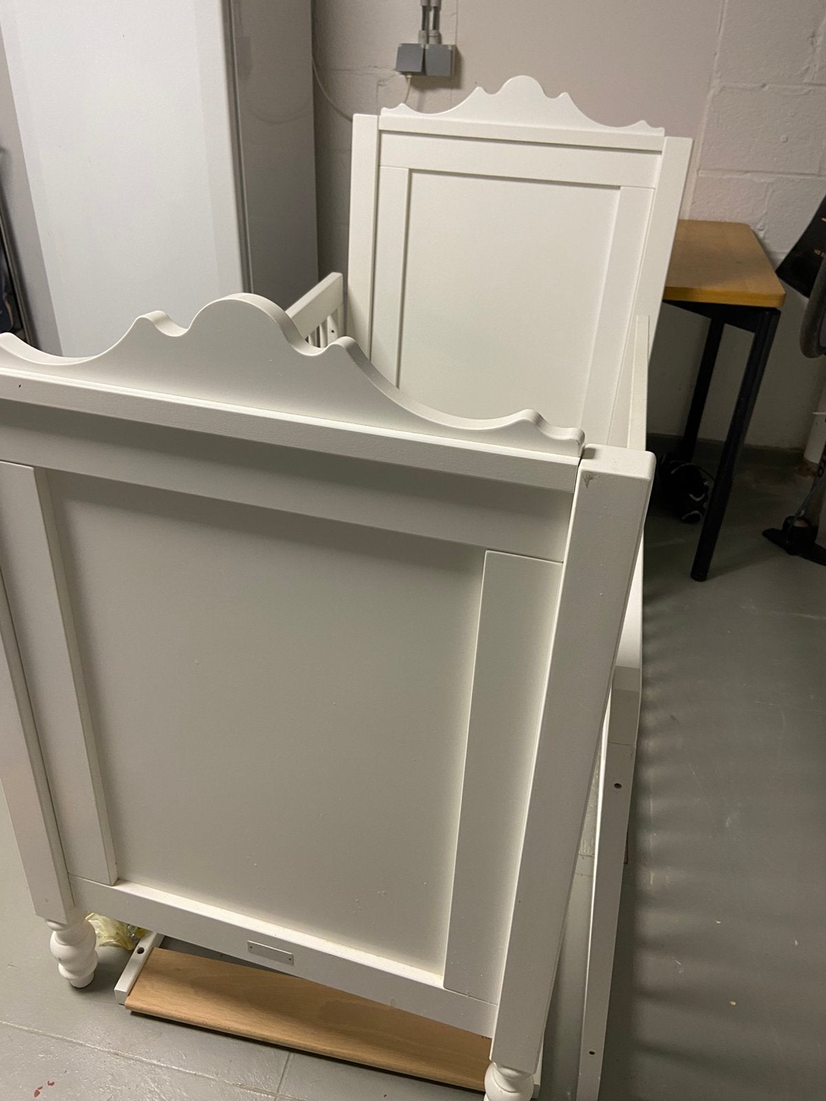 Volledig babybed, Ophalen, Zo goed als nieuw, Matras