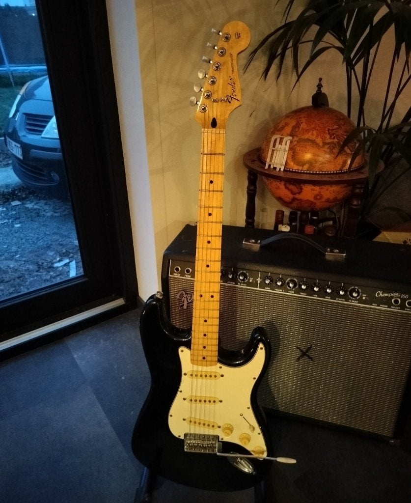 Fender Stratocaster, Muziek en Instrumenten, Snaarinstrumenten | Gitaren | Elektrisch, Ophalen, Gebruikt, Solid body, Fender