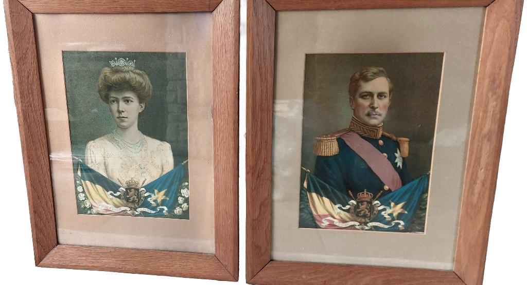 VINTAGE INGELIJSTE PORTRETTEN KONINGSPAAR, Verzamelen, Ophalen