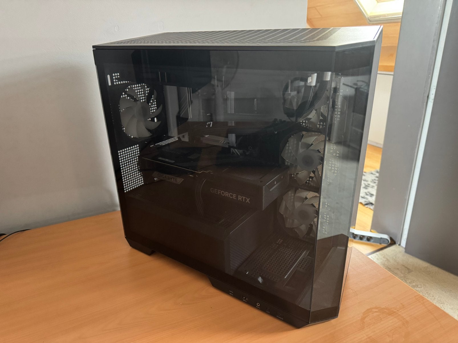 Gaming PC – RTX 5080 + Ryzen 7 9800X3D, Computers en Software, Ophalen, Zo goed als nieuw, Gaming