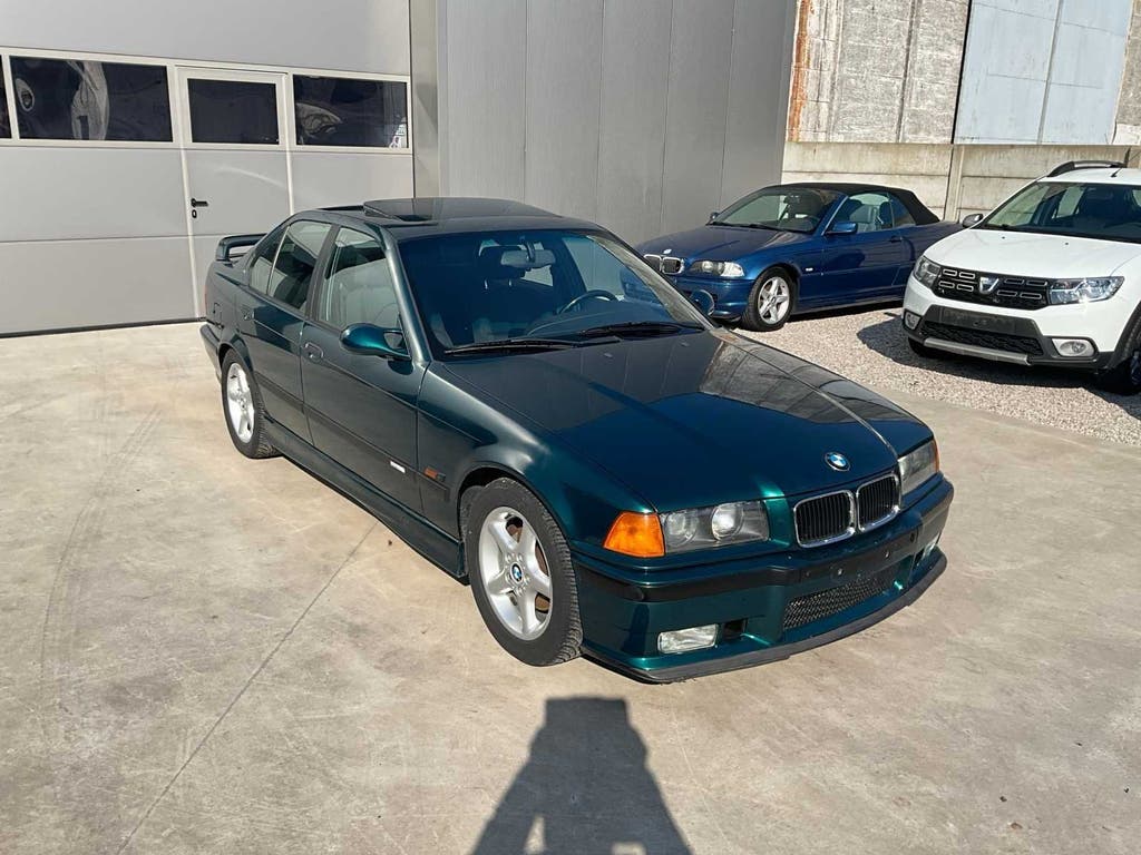 BMW 318 IS Procar Oldtimer, foto 7