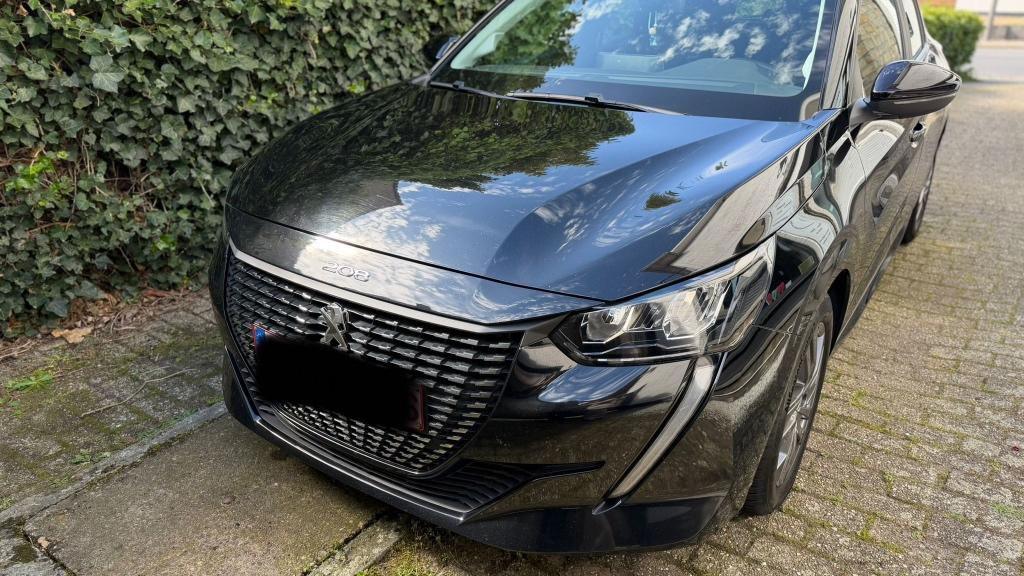 Peugeot 208 1.2 automaat 2021, Auto's, Euro 6, Zwart, Bedrijf, 5 deurs