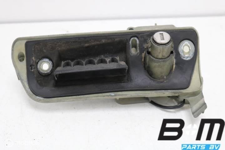 Achterdeurgreep VW Caddy 2K 2K0827565F, Utilisé