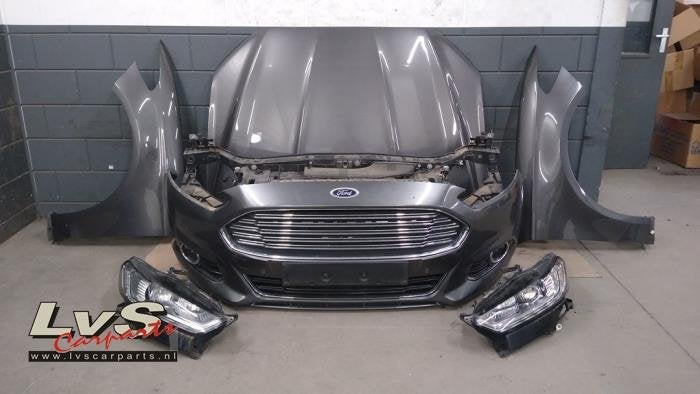 Voorkop compleet van een Ford Mondeo, Gebruikt, -, -, Ophalen of Verzenden