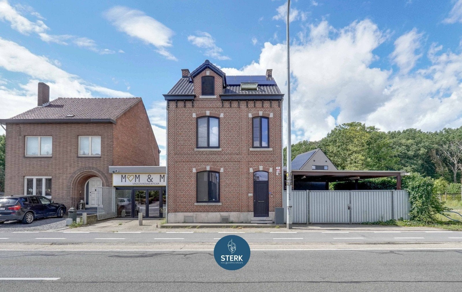 Ruim woon-werkpand (448m2) met 4 slpks/2badks/3park in Rekem, Habitation avec espace professionnel, 255 kWh/m²/an, Province de Limbourg