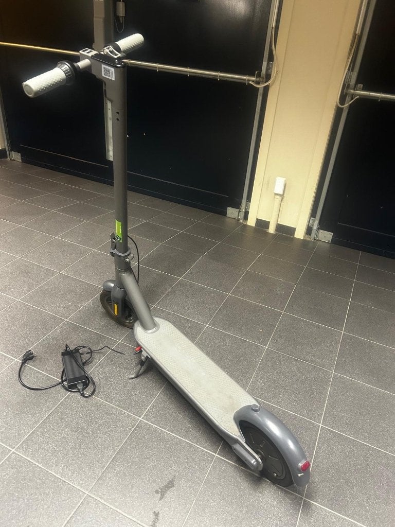 Elektrische step, Fietsen en Brommers, Steps, Ophalen, Gebruikt, Elektrische step (E-scooter)