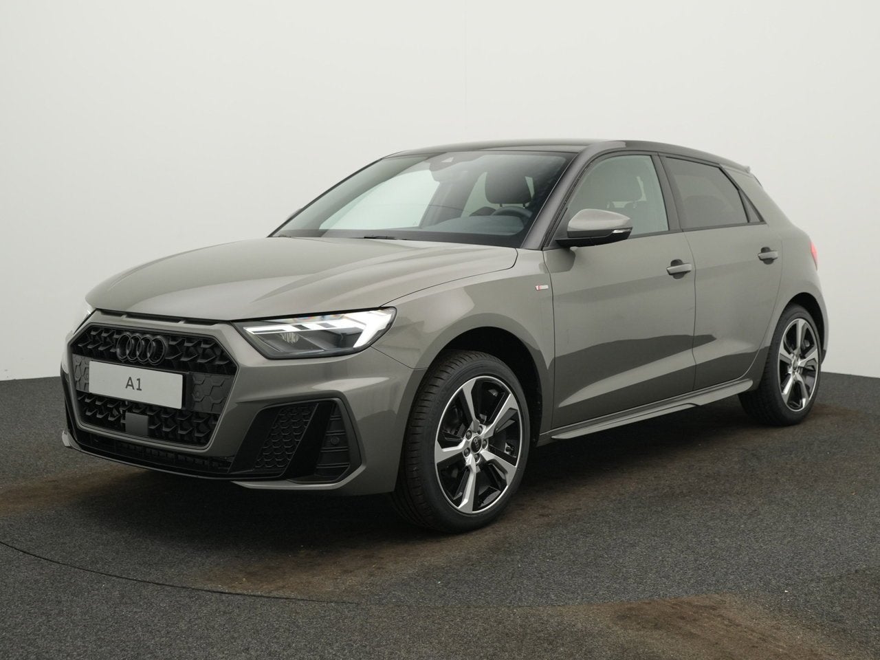 Audi A1 Sportback BUSINESS EDITION S LINE 25 TFSI 95 PK S TR, Auto's, Automaat, 129 g/km, Berline, Geheel digitaal combi-instrument