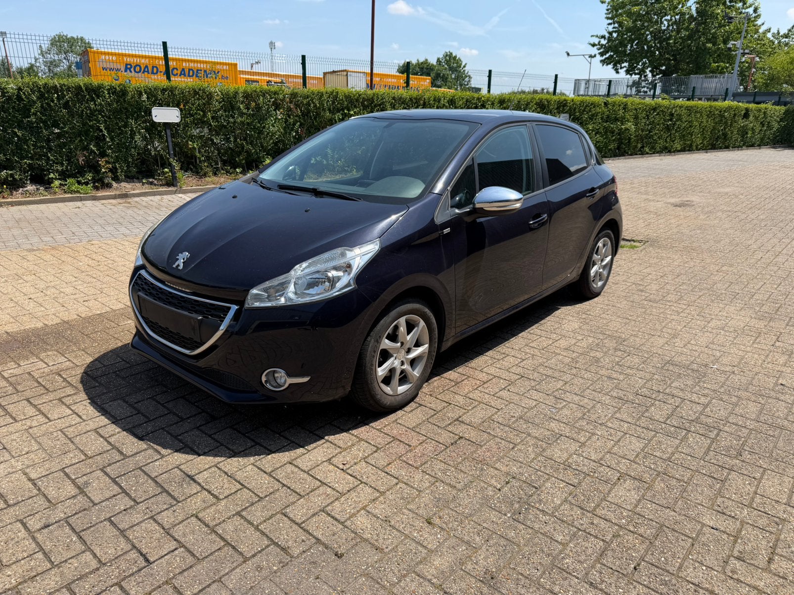 Peugeot 1.2 benzin manueel, Auto's, Euro 5, Zwart, Blauw, Handgeschakeld