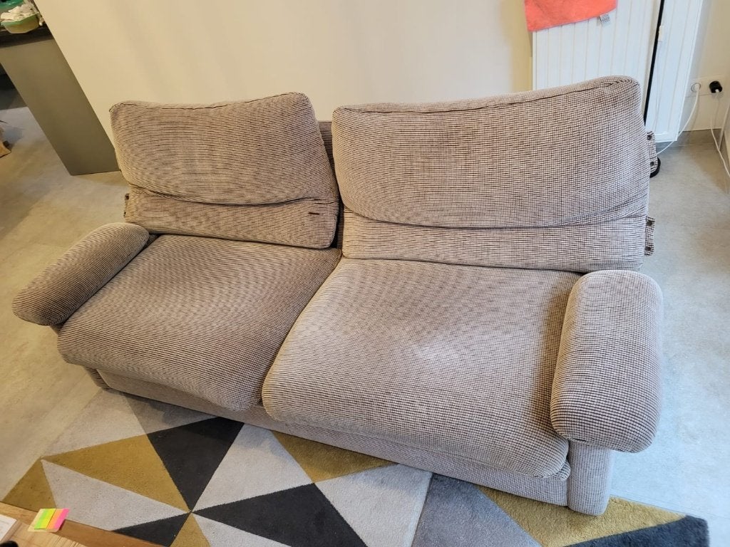 Canapé velours beige 2 places – confortable – Dema, Enlèvement, Utilisé, Autres matériaux, Velour