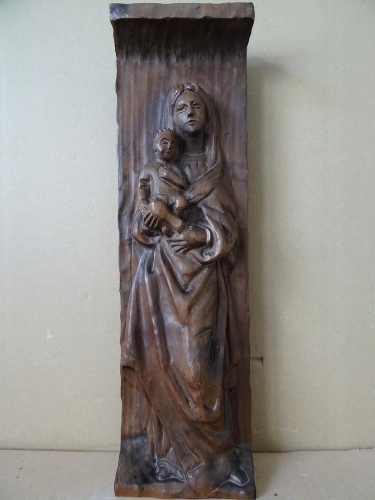 Antiek of vintage Mariabeeld houten Mariabeeld wandbeeld49cm, Antiek en Kunst, Antiek | Religieuze voorwerpen, Ophalen of Verzenden