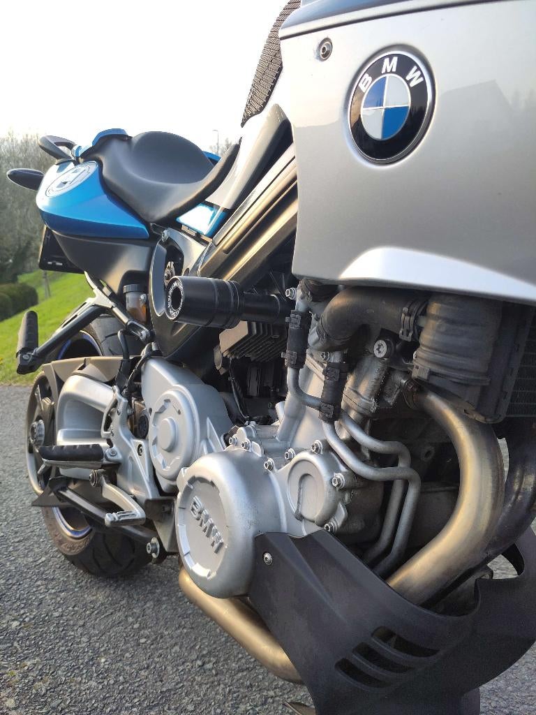 F800 sport (édition limitée) n° 16 de 25, Particulier, Sport, Poignées chauffantes