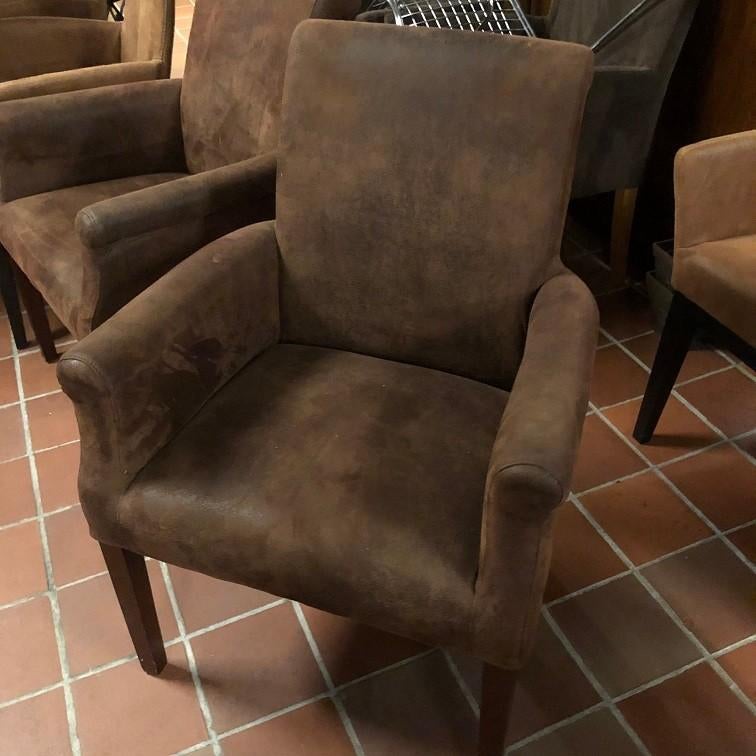 4 bruine STOFFEN ARMSTOELEN Eichholtz stoelen suede-look, Ophalen, Zo goed als nieuw, Bruin, Textiel