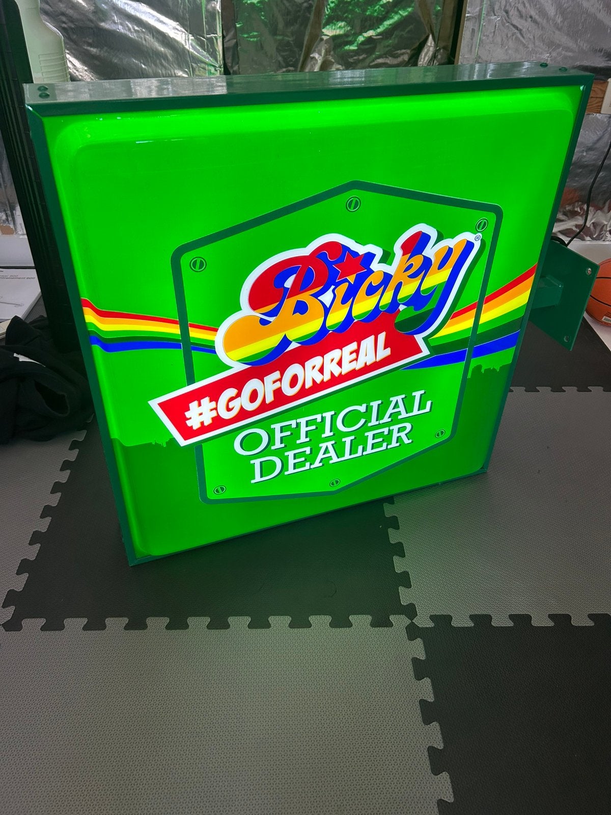 Reclamebord bicky burger, Ophalen, Zo goed als nieuw, Reclamebord