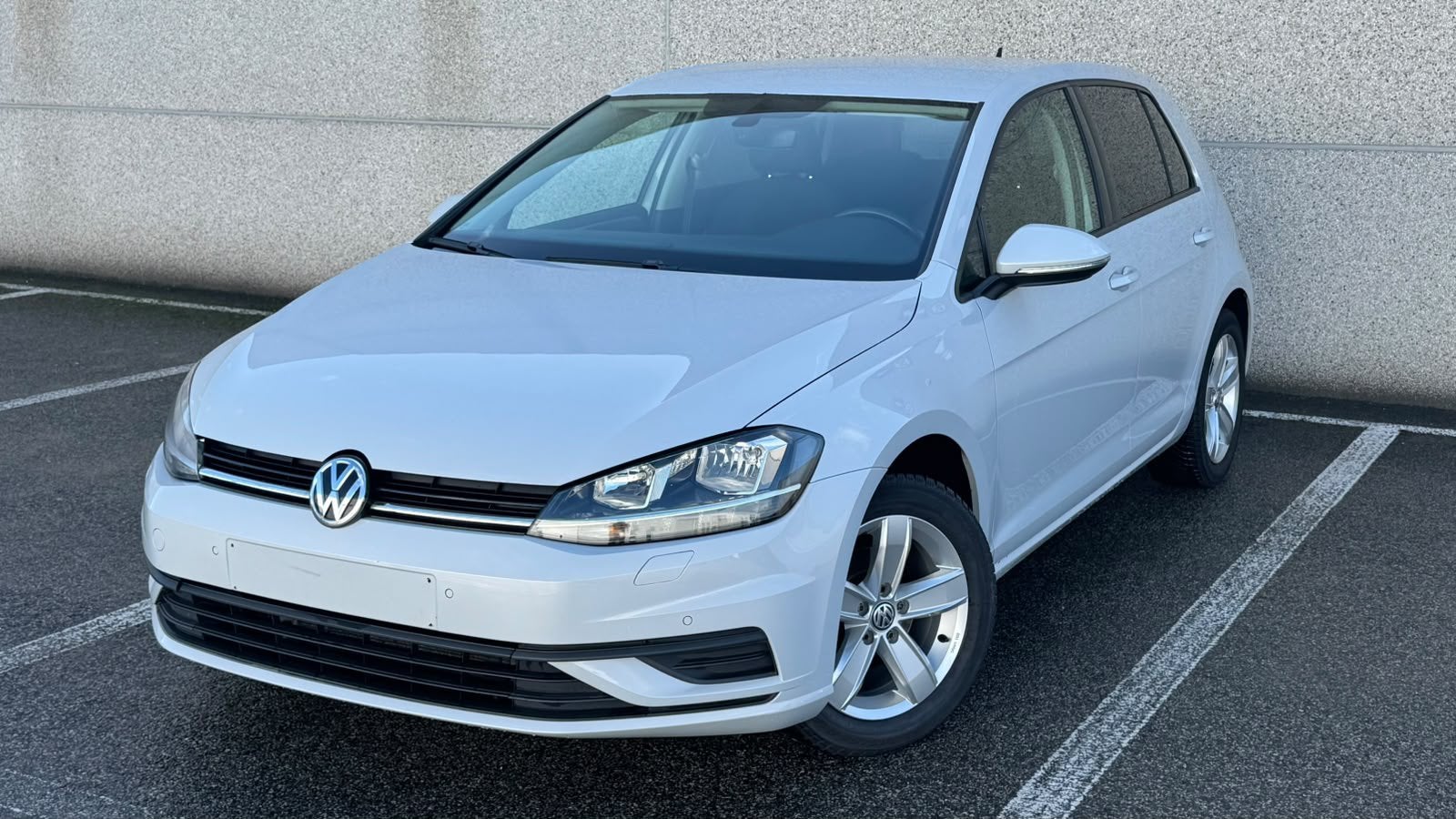 Volkswagen Golf 7.5 1.0 TSI 110 PK – Bouwjaar 2017, Zwart, Wit, 5 deurs, Apple Carplay