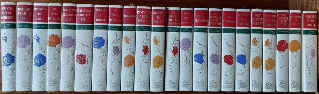 22delige boekenreeks mooie boeken ook leuk als decoratie, Ophalen