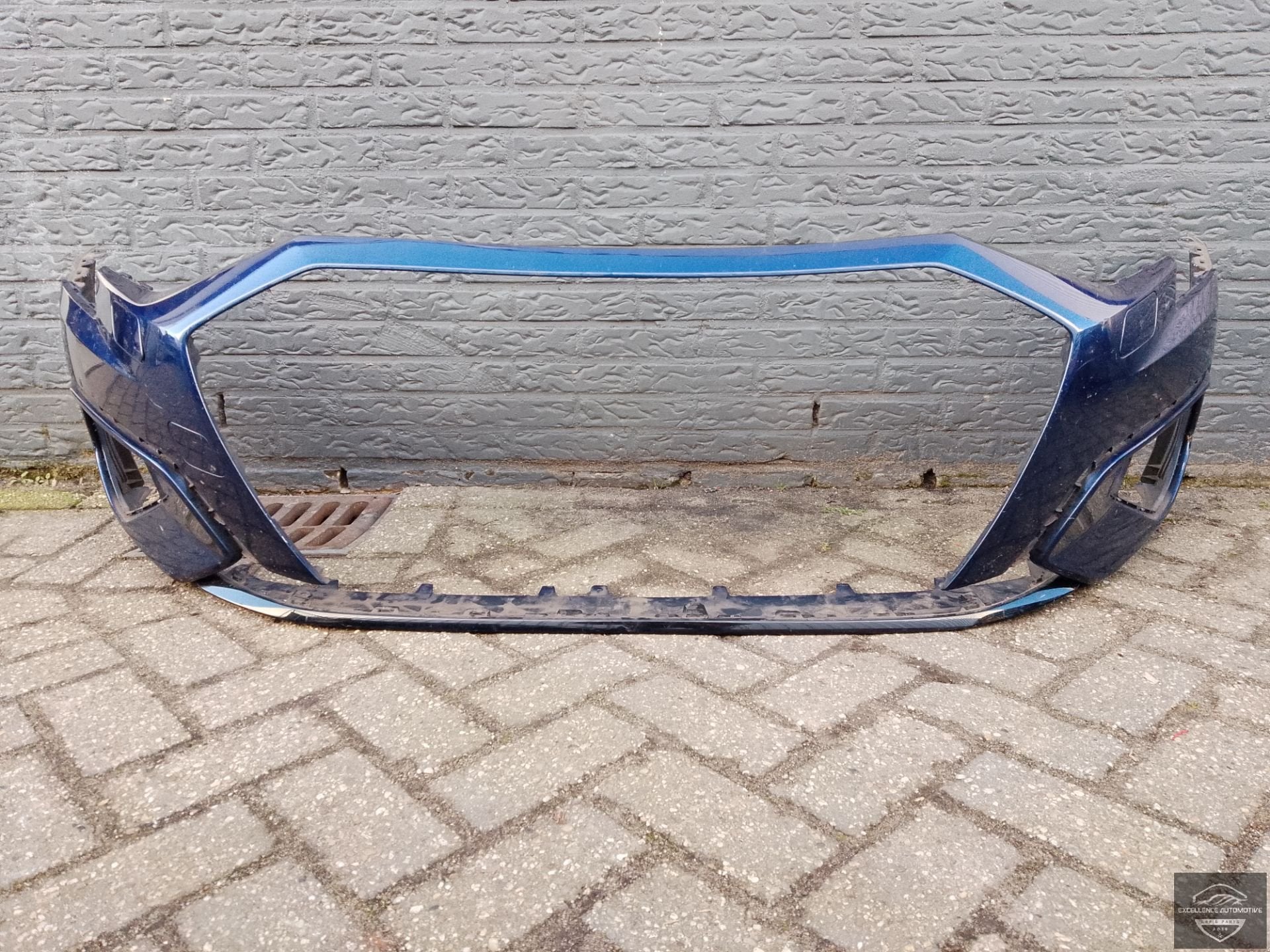 Audi A3 8Y 2020-2024 Voorbumper Bumper KLS Origineel!, Auto-onderdelen, Gebruikt, AUDI AG, Auto-Union-Strasse 1
85045  Ingolstadt, DE