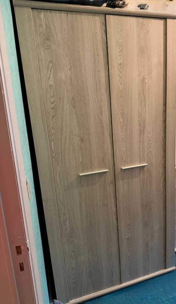 Kleerkast en commode, Huis en Inrichting, Kasten | Kleerkasten, Ophalen, Zo goed als nieuw