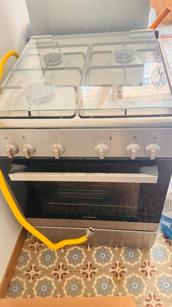 Cuisinière à gaz avec four électrique, Enlèvement, Comme neuf, Gaz, 5 zones de cuisson ou plus
