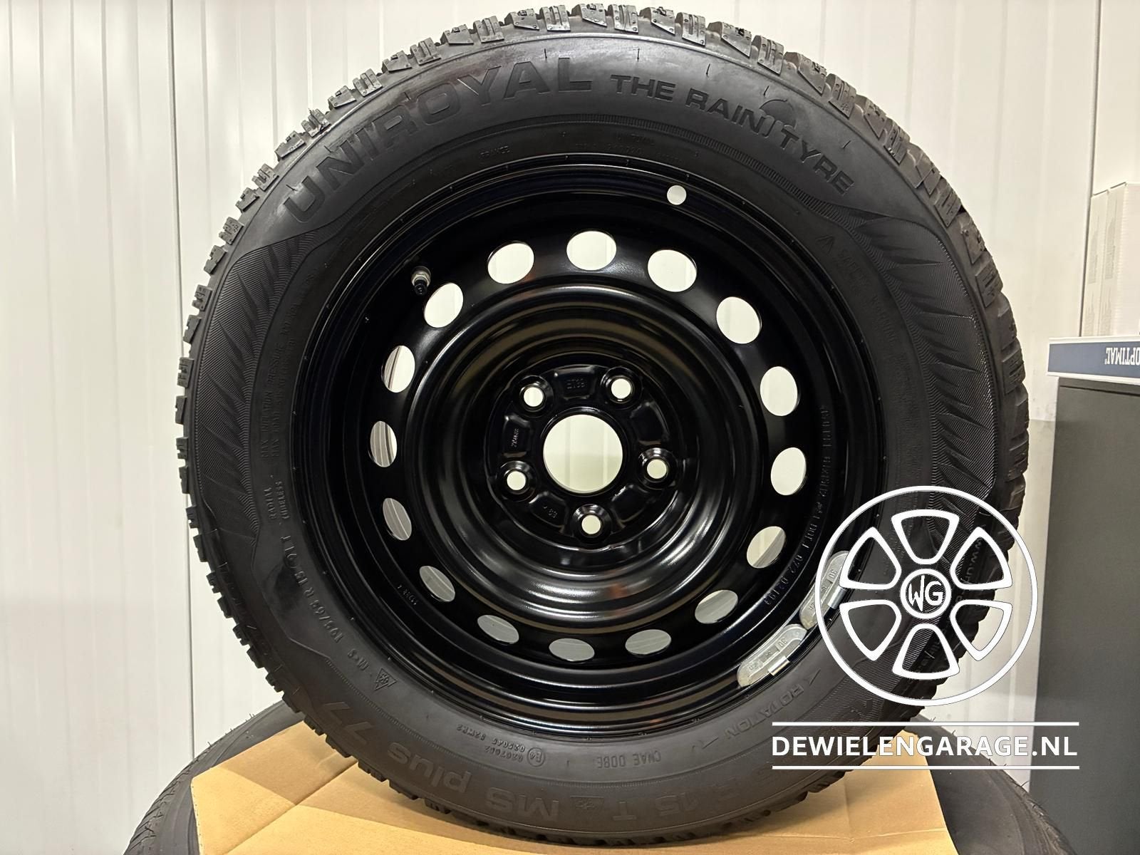 Toyota Auris / Corolla Velgen + Winterbanden NIEUW Winterset, Auto-onderdelen, 15 inch, -, -, Banden en Velgen