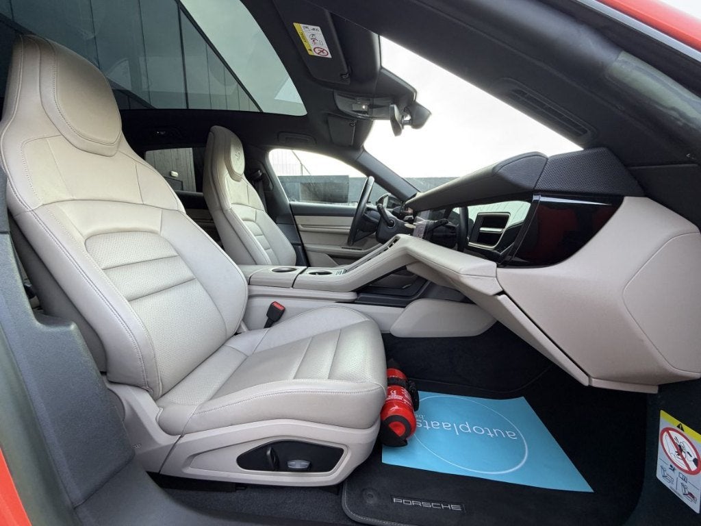 Porsche Taycan Cross Turismo 2022 Eerste eigenaar 21% BTW, Auto's, Automaat, Dealer onderhouden, Leder, Te koop