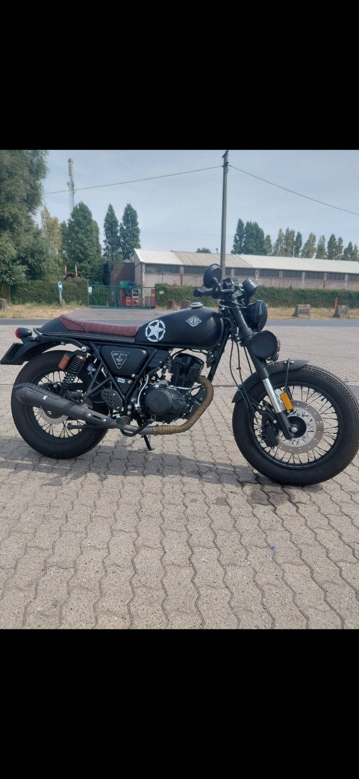 ARCHIVE 125cc CAFÉ RACER – 2024 – SLECHTS 7.400 KM, Motoren, Chopper, Gebruikt, Particulier, 125 cc