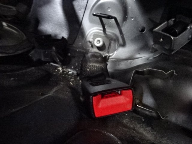 CEINTURE BMW 1 serie (E82) (01-2006/12-2014), Utilisé, BMW, Petuelring 130
80809  München, DE, Bayerische Motoren Werke AG