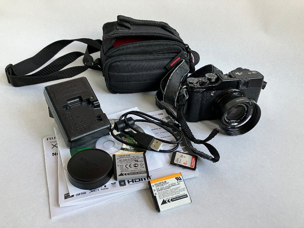 Fujifilm X10 in perfecte staat, 12 megapixels, Ophalen of Verzenden, Zo goed als nieuw, Fujifilm