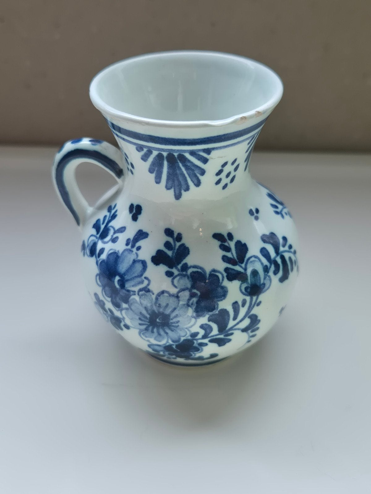 Handbeschilderd Delfts Blauw Miniatuur kannetje – Gesigneerd, Ophalen of Verzenden