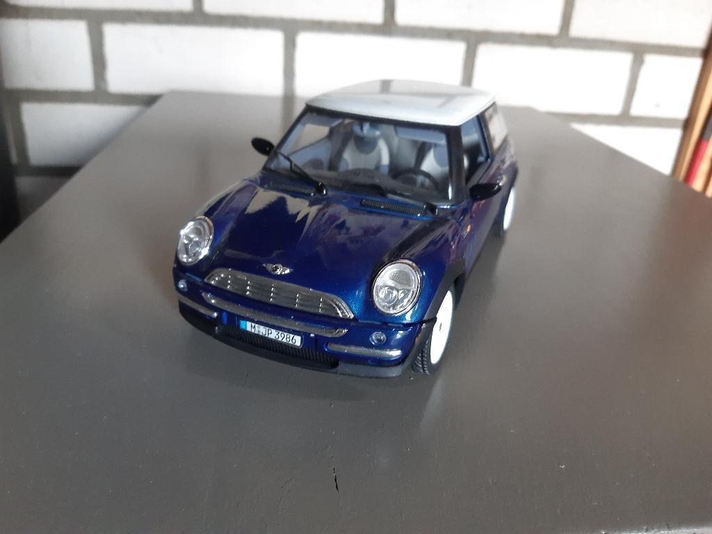 modelauto mini, Hobby & Loisirs créatifs, Voitures miniatures | 1:18, Enlèvement ou Envoi, Utilisé, Voiture, Burago