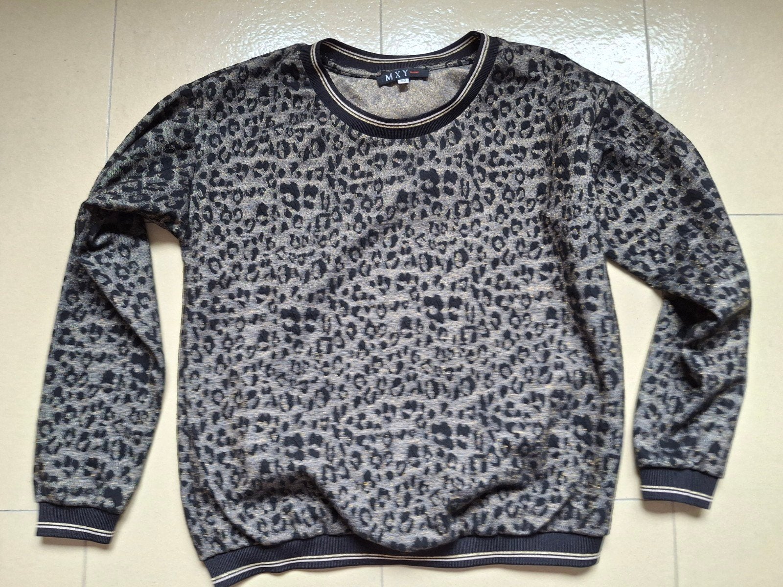 Zwarte panterprint trui mt 38, Kleding | Dames, Ophalen of Verzenden, Gedragen, Maat 38/40 (M), Zwart