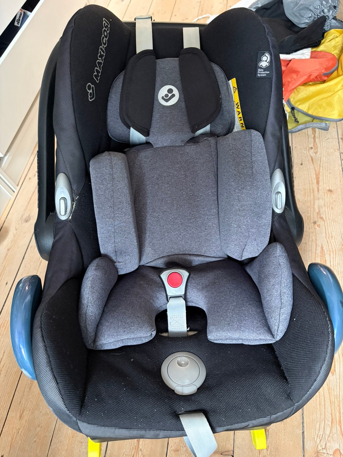 Maxi cosy met isofix, Ophalen, Zo goed als nieuw, Isofix