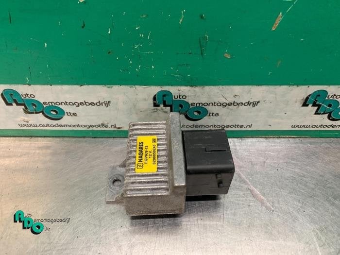Voorgloei Relais van een Renault Twingo (Twingo 07-), Gebruikt, -, Renault, -
