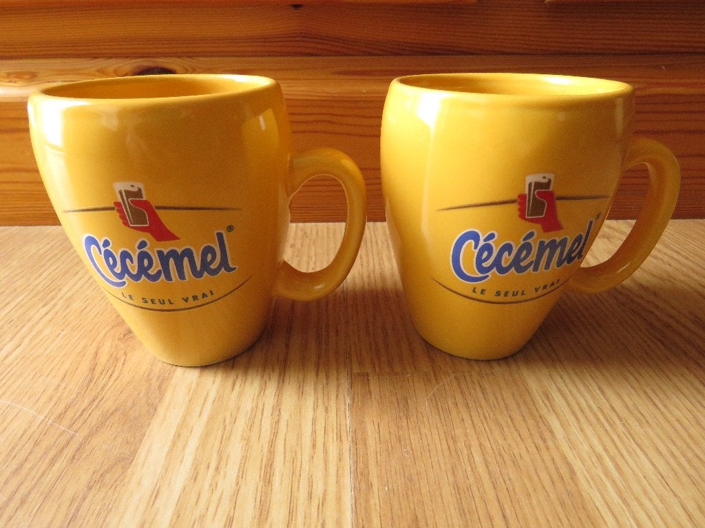 2 mug tasses Cécémel classique, Enlèvement ou Envoi, Comme neuf, Tasse(s) et/ou soucoupe(s)