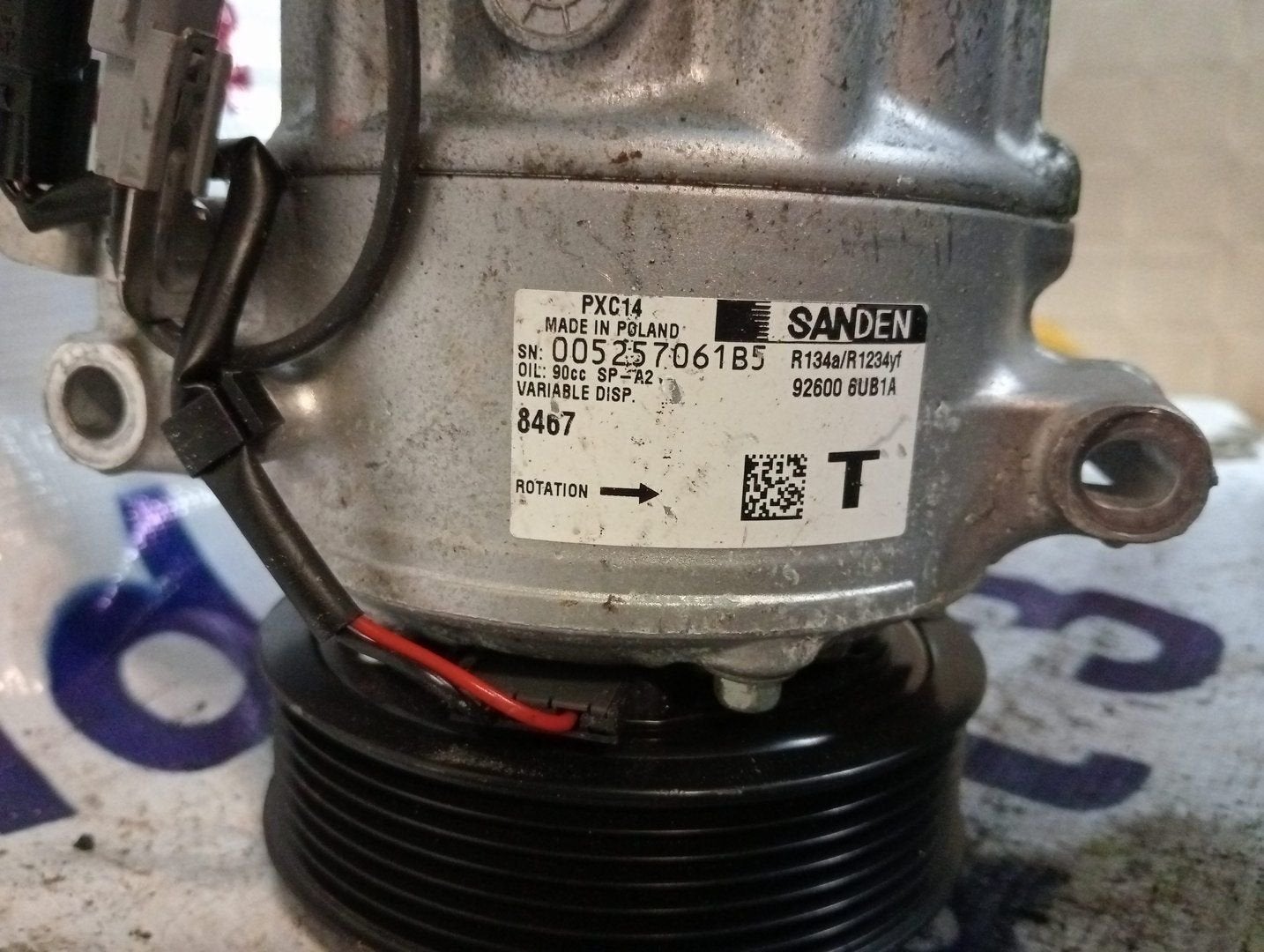 RENAULT Clio   AIRCOPOMP artikelnummer 926008UB1A, Auto-onderdelen, Gebruikt, -, Renault, -