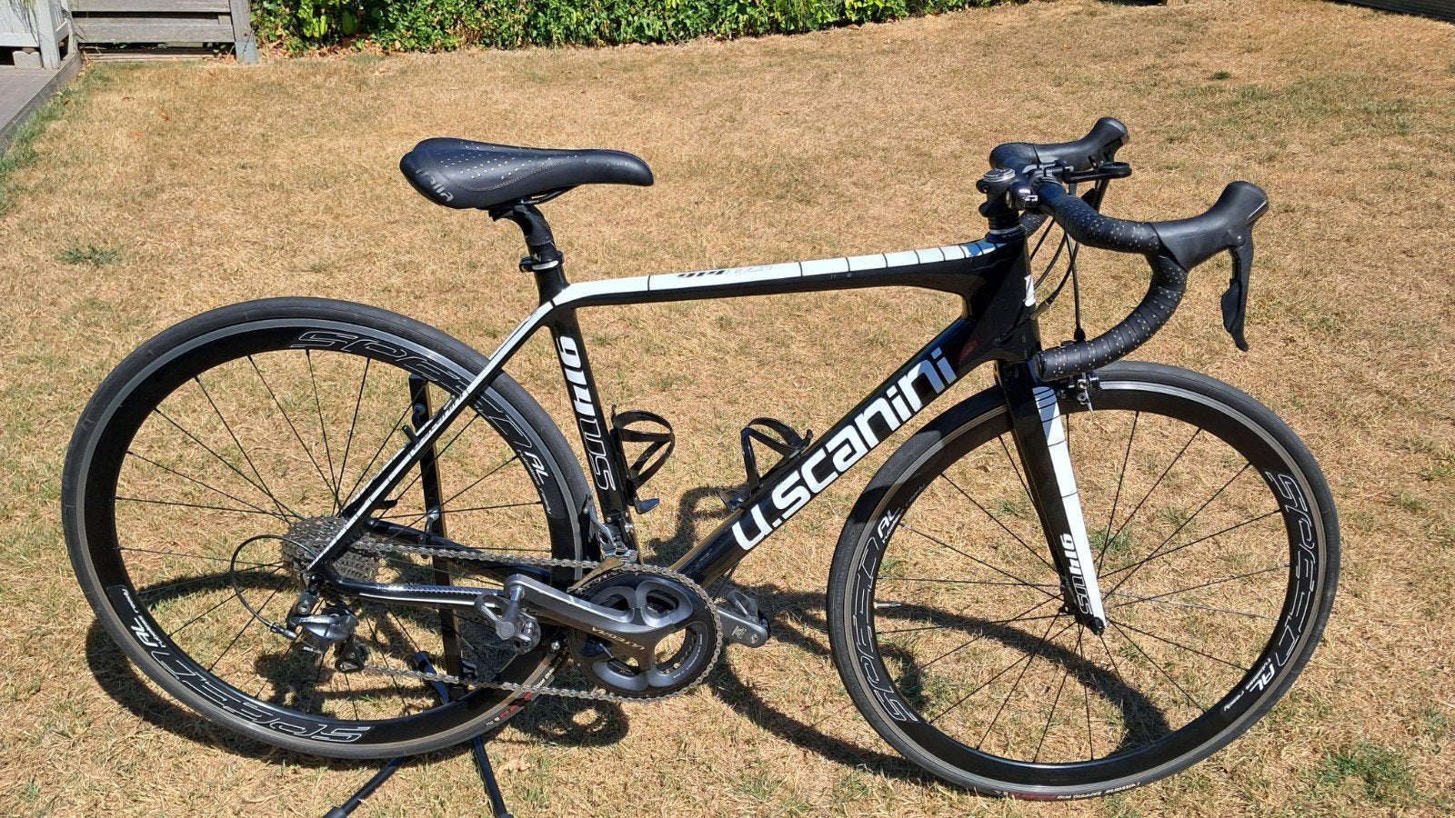 Carbon koersfiets U-Scanini in perfecte staat, Fietsen en Brommers, Ophalen, 28 inch, Carbon, Velgrem