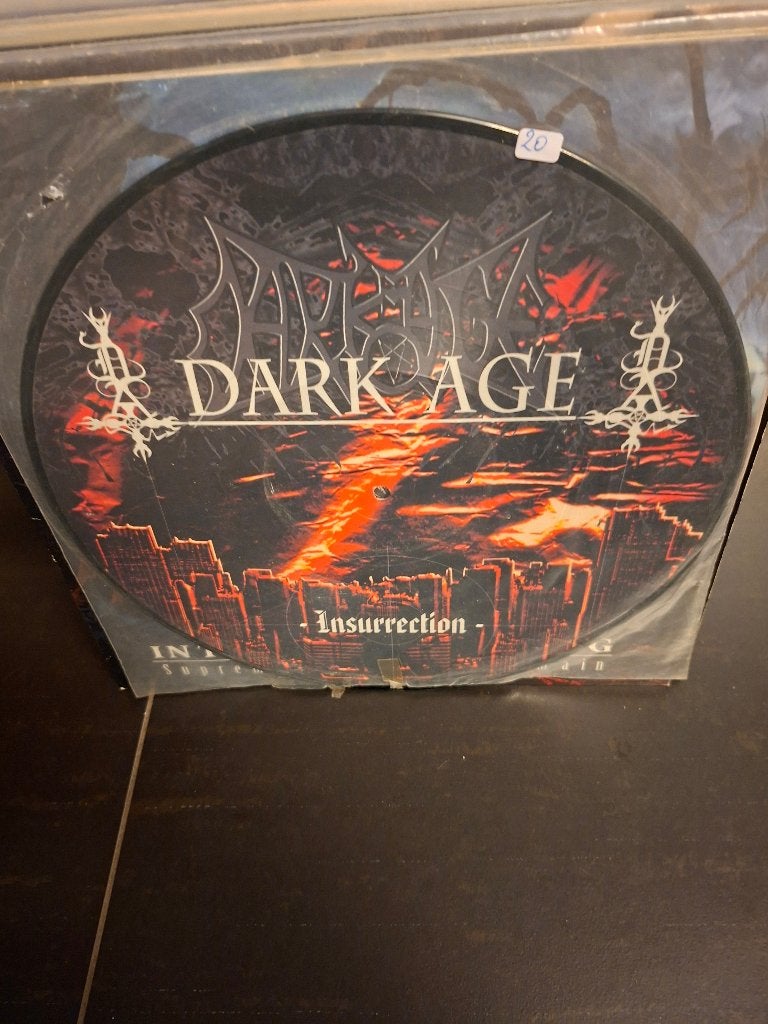 lp - dark age - insurrection - picture disc - vak 3, Death metal, Enlèvement ou Envoi, Housse de protection extérieure, Comme neuf