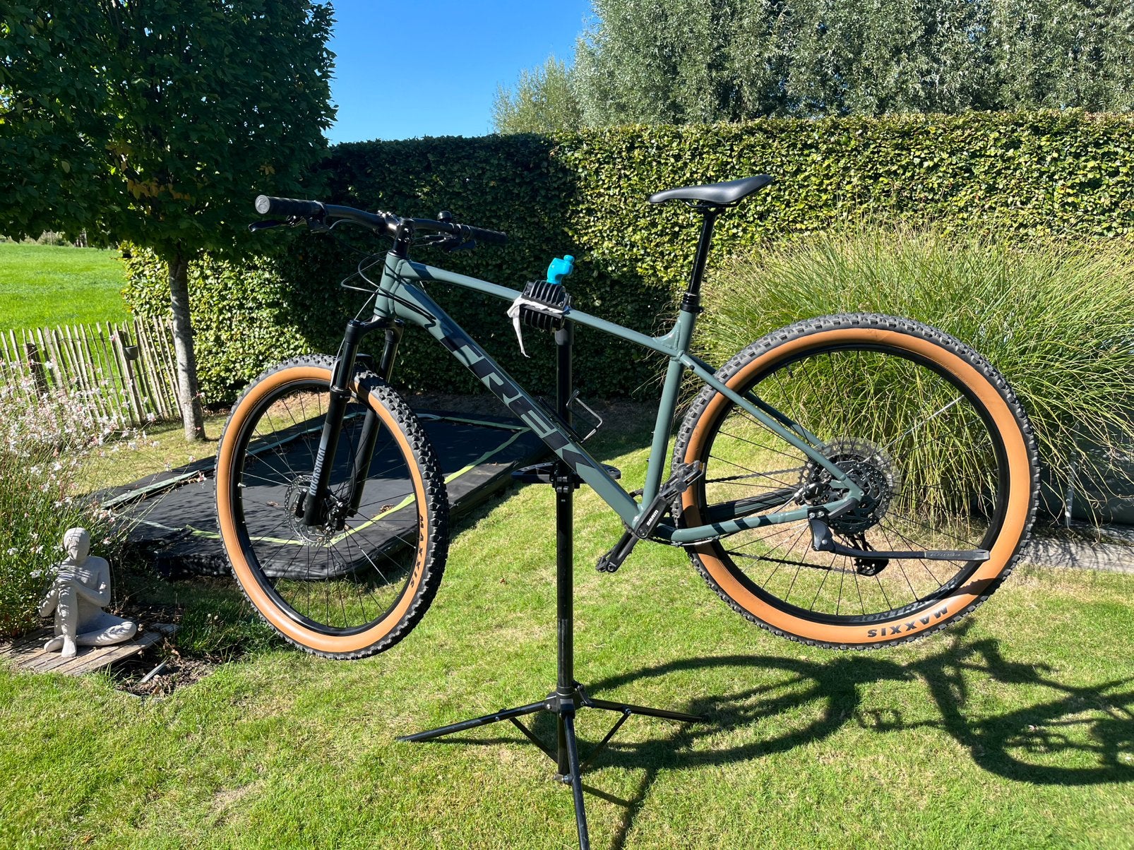 Mtb trek marlin 7, Fietsen en Brommers, Ophalen, Zo goed als nieuw, Trek