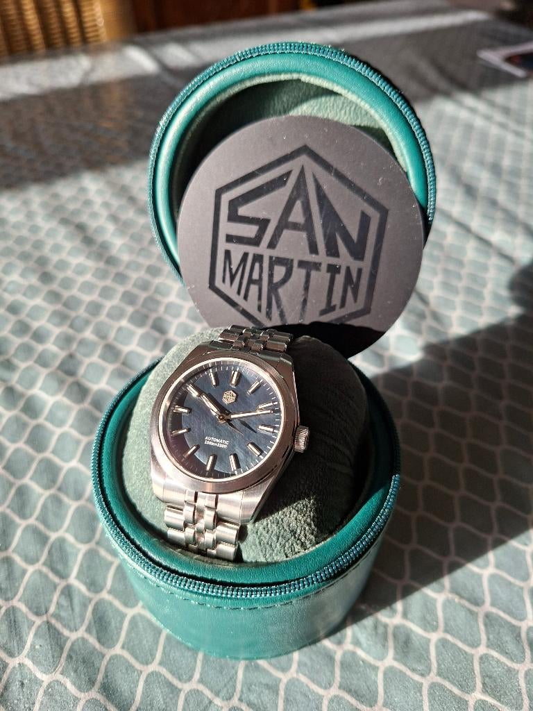 Nieuwe San Martin SN0144-GX4 zwarte MOP (Miyota 90S5), Handtassen en Accessoires, Sporthorloges, Nieuw, Zwart, Ophalen of Verzenden