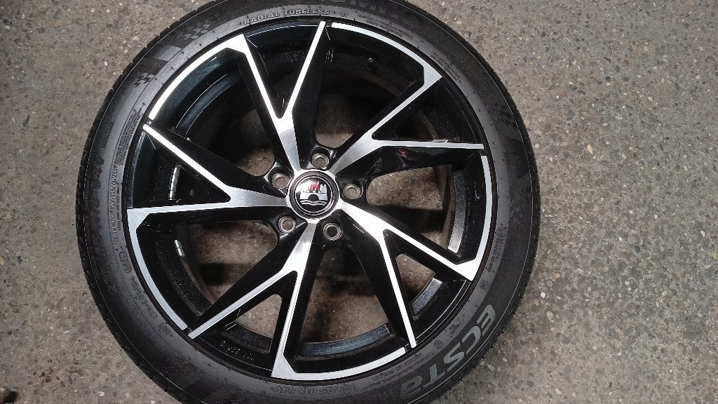 Carmani Rudi 8x18 steek 5x112 (VW, Audi etc) + banden, Auto-onderdelen, Ophalen, 18 inch, Gebruikt, Velg(en)