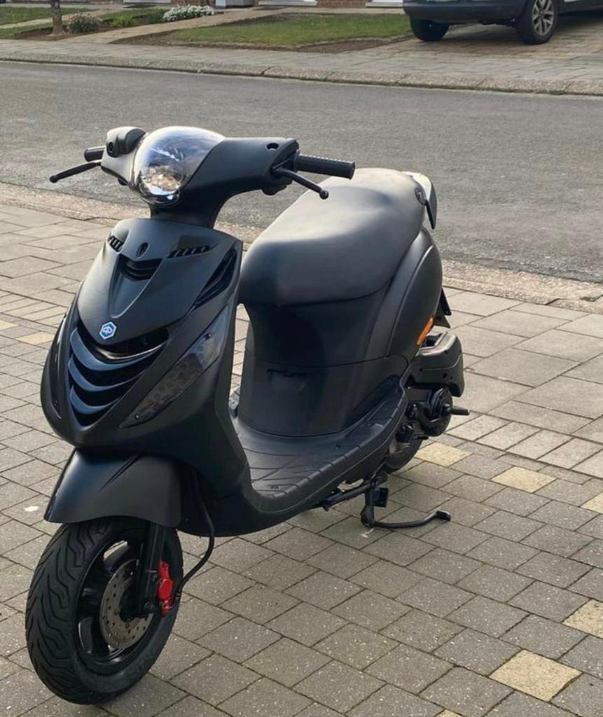 piaggio 4t zip 50 cc, Ophalen, Zo goed als nieuw