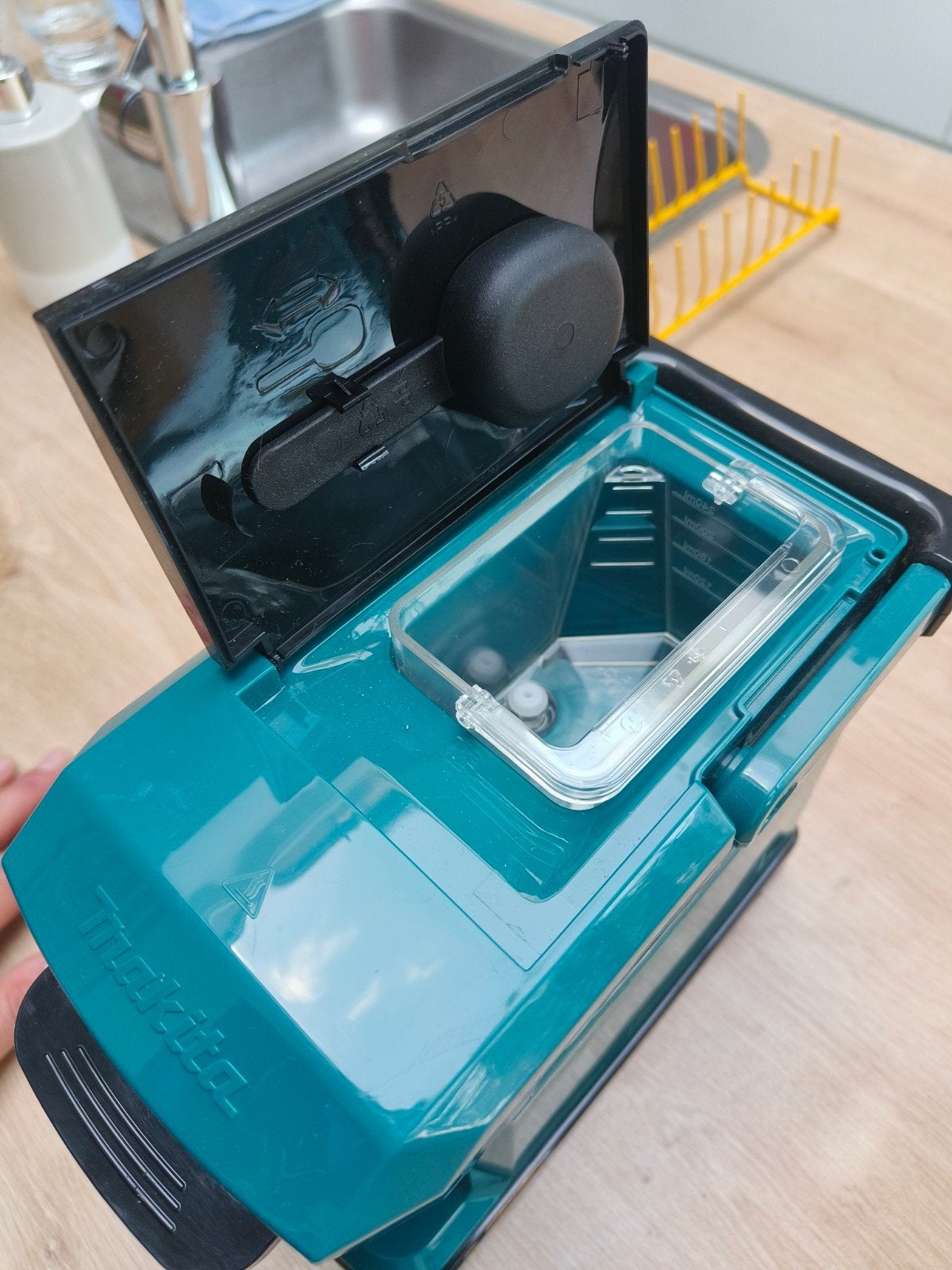 makita Koffiezet, Ophalen