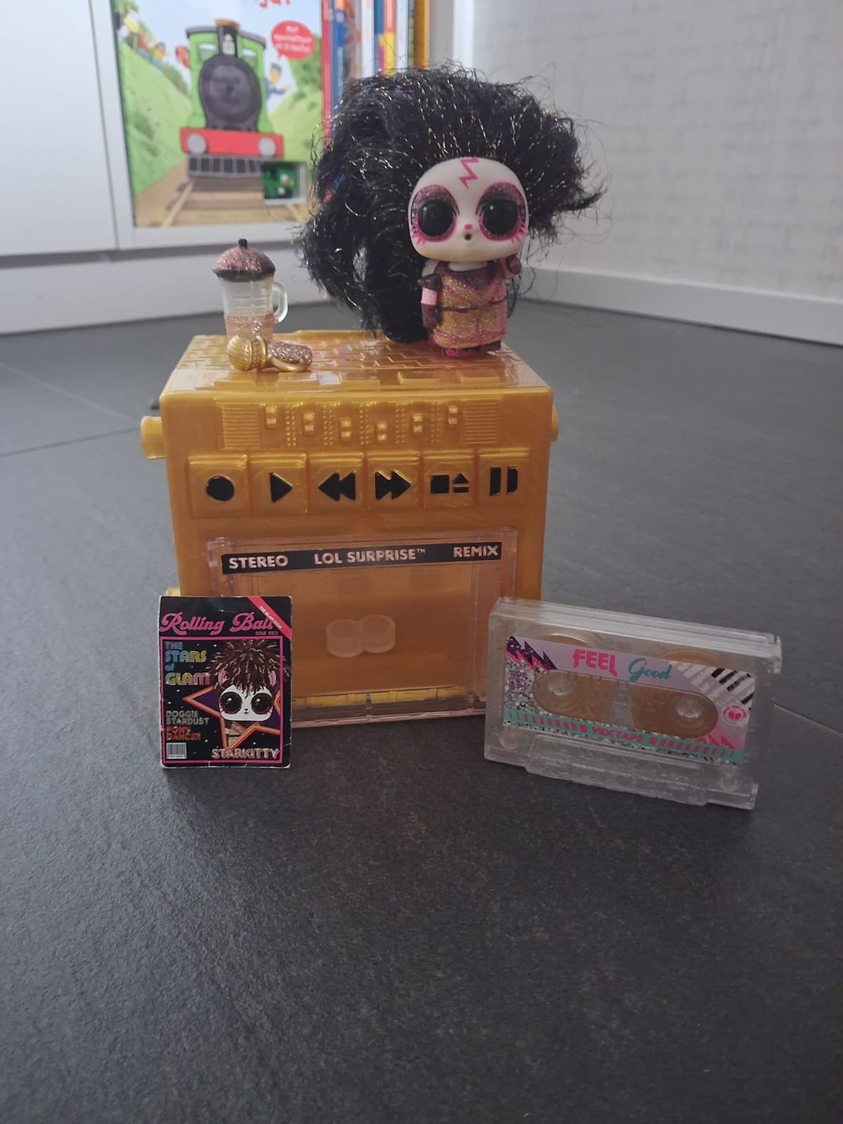 Coffret surprise L.O.L., Enlèvement ou Envoi, Poupée