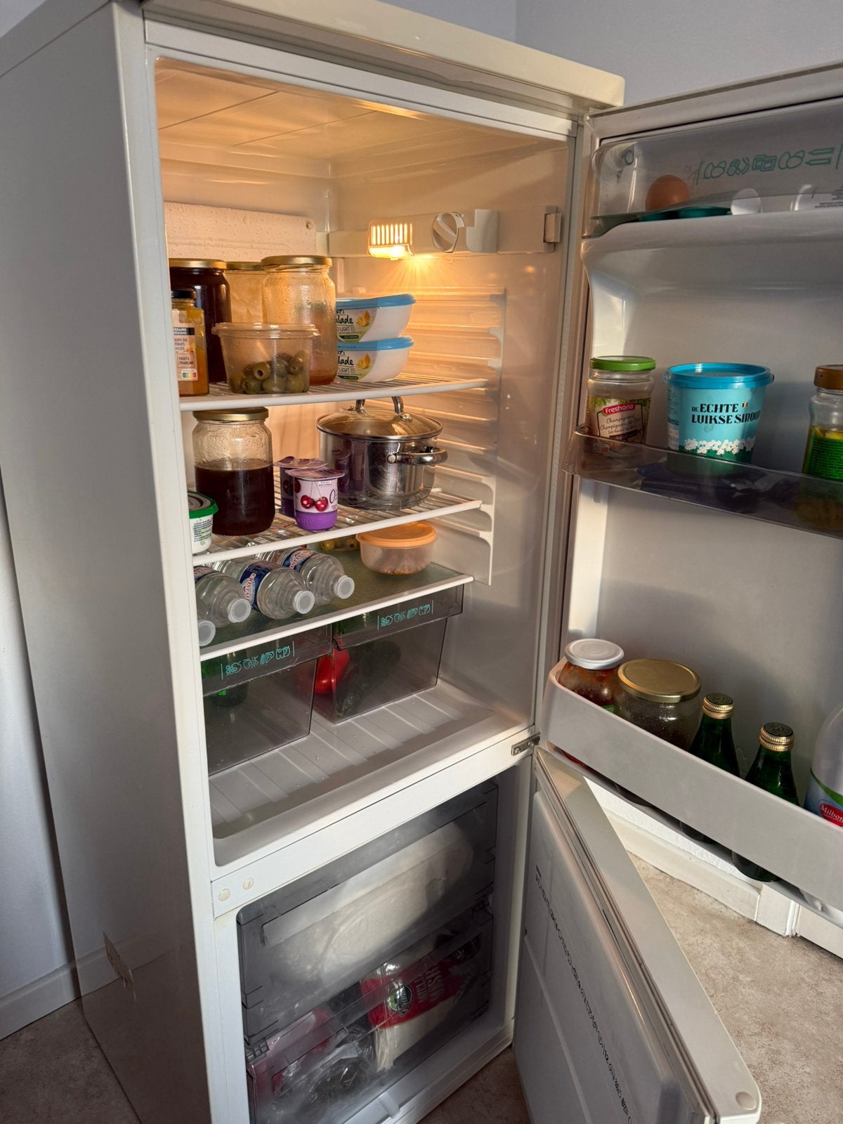 Frigo, Enlèvement, Comme neuf
