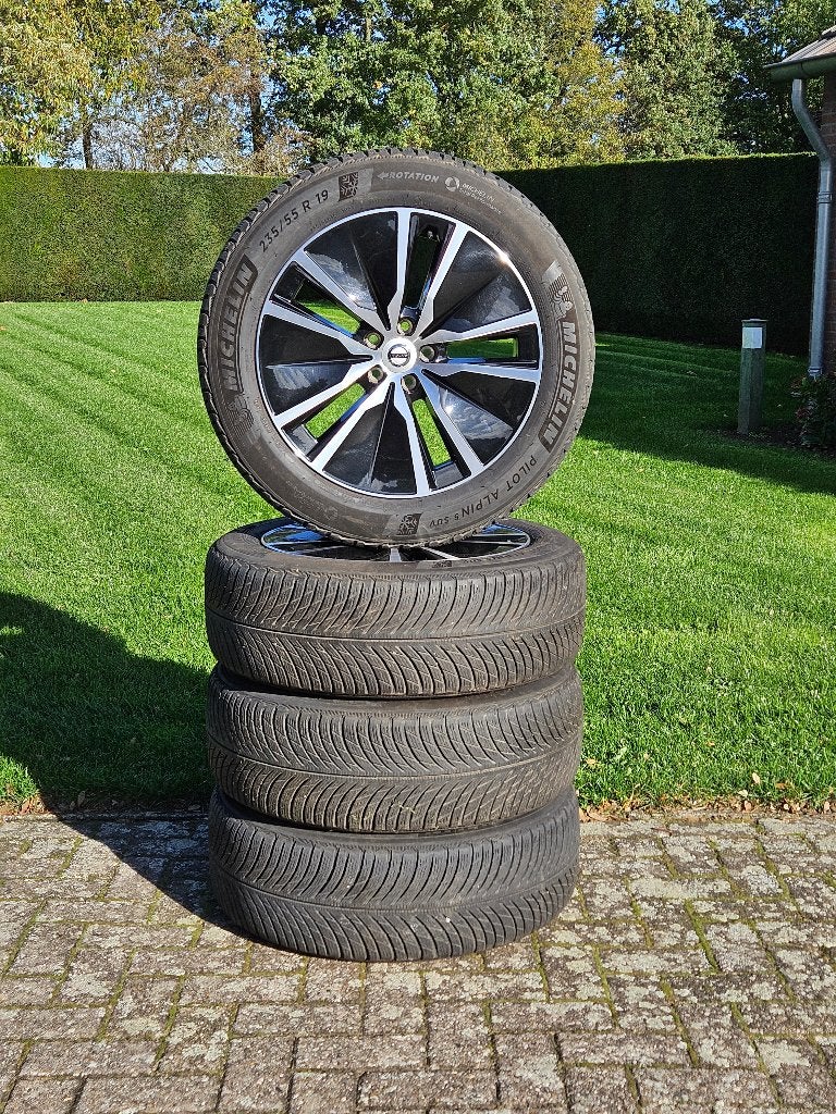 Pneus d'hiver d'origine VOLVO XC90 XC 90 31680216, Autos : Pièces & Accessoires, Enlèvement ou Envoi, Utilisé, Volvo