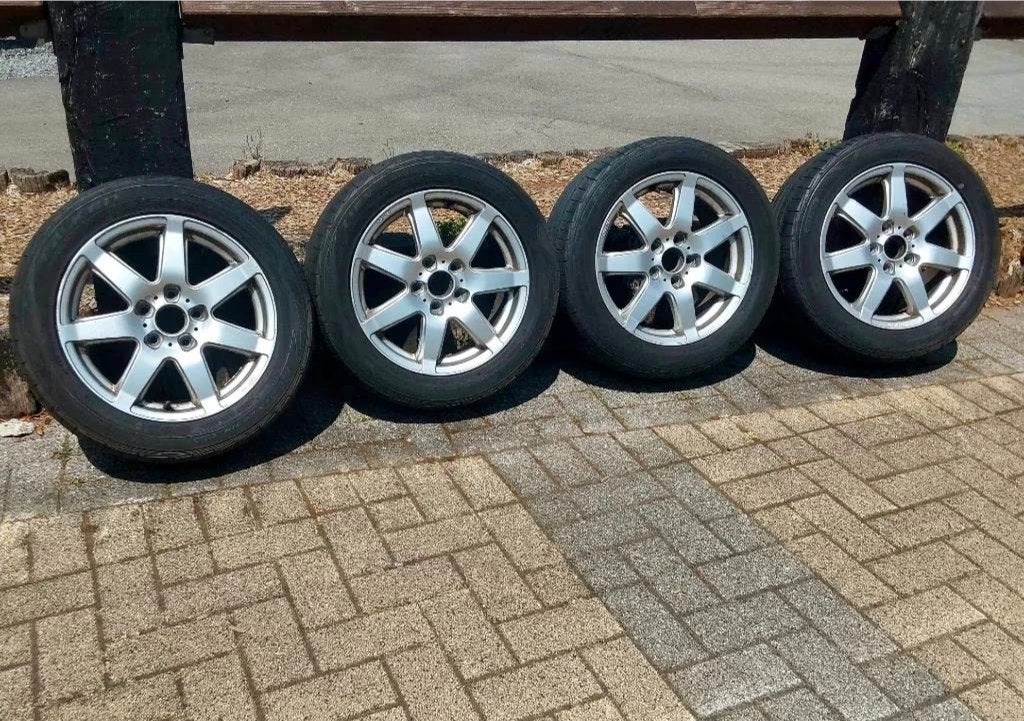 Jantes en alliage avec pneus été 205/55-16 pour VW, Autos : Pièces & Accessoires, Pneus et Jantes, 16 pouces, Pneus été, 205 mm