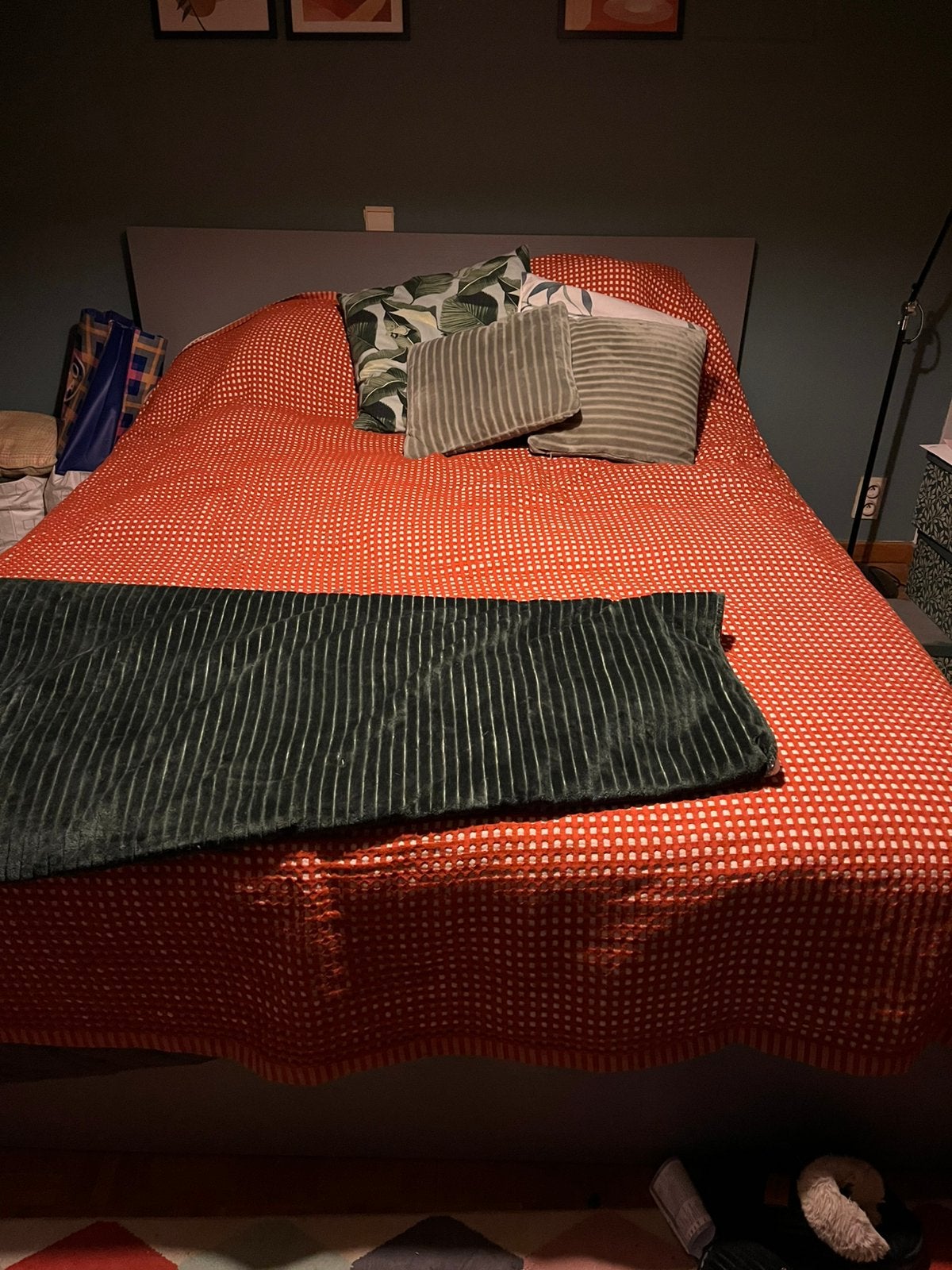 Malm bed ikea - grijs 160x200, Huis en Inrichting, Ophalen, Zo goed als nieuw, Grijs