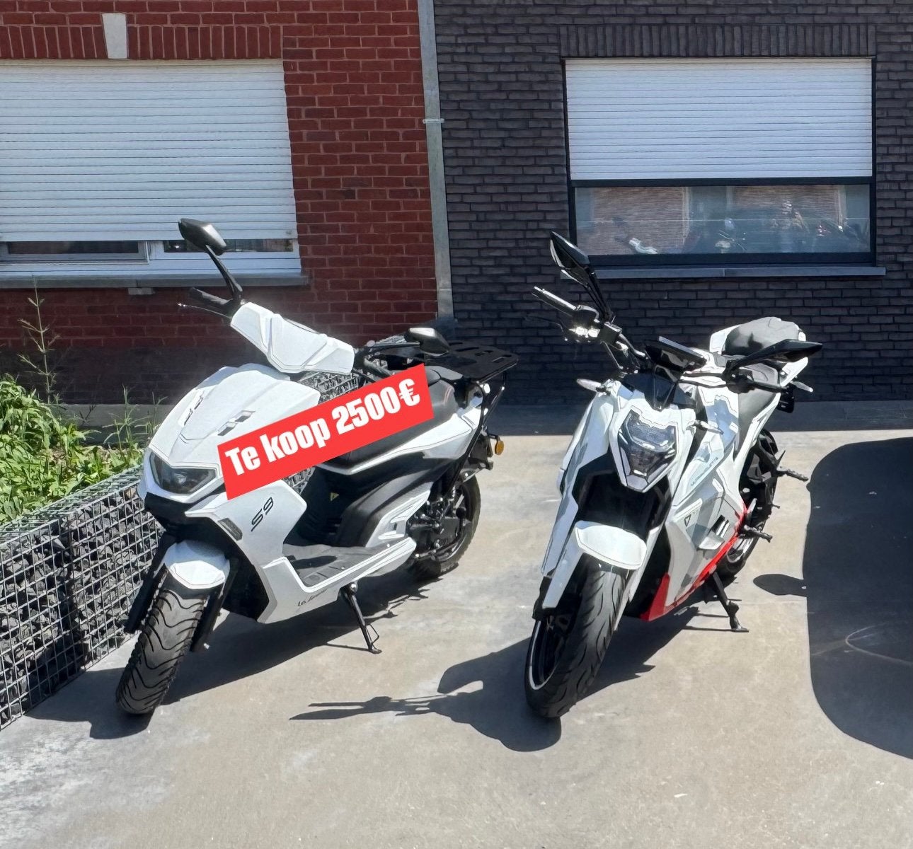 La Souris elekt scooter dubbele batterij radiusbereik 120km, Motoren, Ophalen, 11 kW of minder